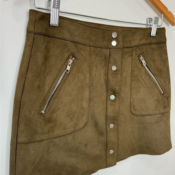 HYFVE Olive Green Mini Snap Front Suede Skirt - Picture 2 of 6